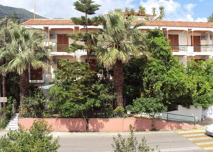 Alexandros B Hotel Nikiana