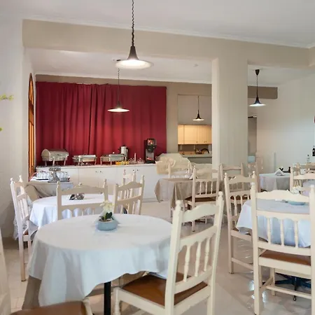 Hotell Alexandros B 2*